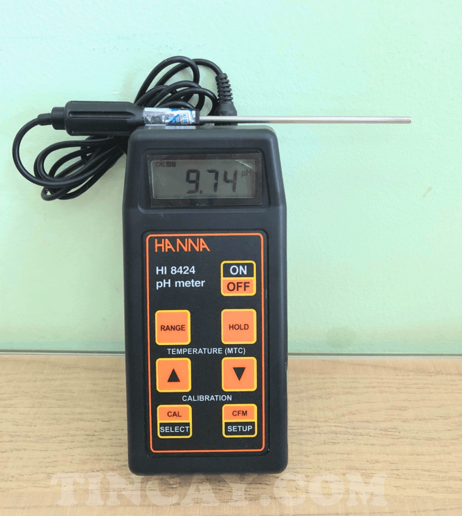 Máy đo pH / ORP / Nhiệt độ - Cầm Tay - HI8424 - Hanna