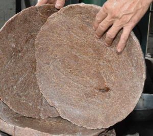 PHÂN BÁNH DẦU LÀ GÌ? TÁC DỤNG, CÁC LOẠI PHÂN BÁNH DẦU, PHƯƠNG PHÁP & CÁCH Ủ PHÂN VÀ LƯU Ý KHI Ủ PHÂN