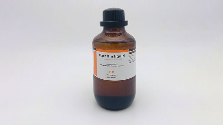 Thông Tin Về Hoá chất Paraffin liquid (Chai/500ml) - 8012-95-1 - Xilong